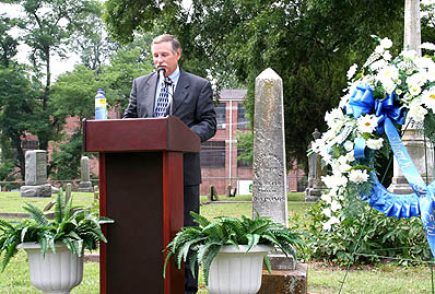 cemgreer.jpg (52737 bytes)