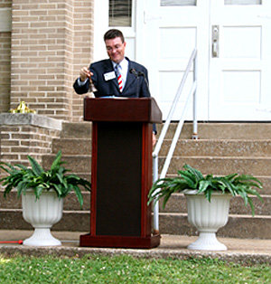 hillbell.jpg (54320 bytes)