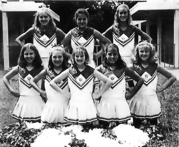 95cheer.jpg (68960 bytes)