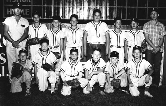 bball126.jpg (53230 bytes)