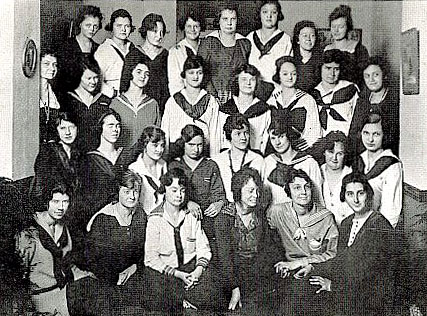 20eliz.jpg (75219 bytes)