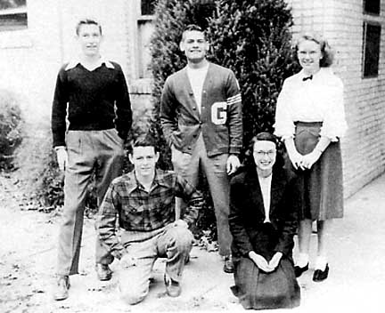 48cloff.jpg (32745 bytes)