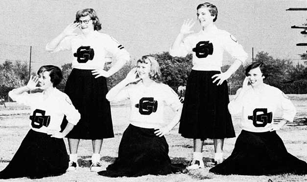 54cheer.jpg (37719 bytes)