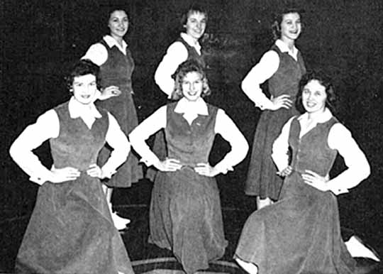 59cheer.jpg (27740 bytes)