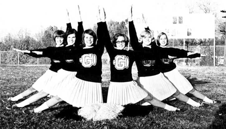 67cheer.jpg (45674 bytes)