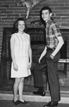 69whodep.jpg (20297 bytes)